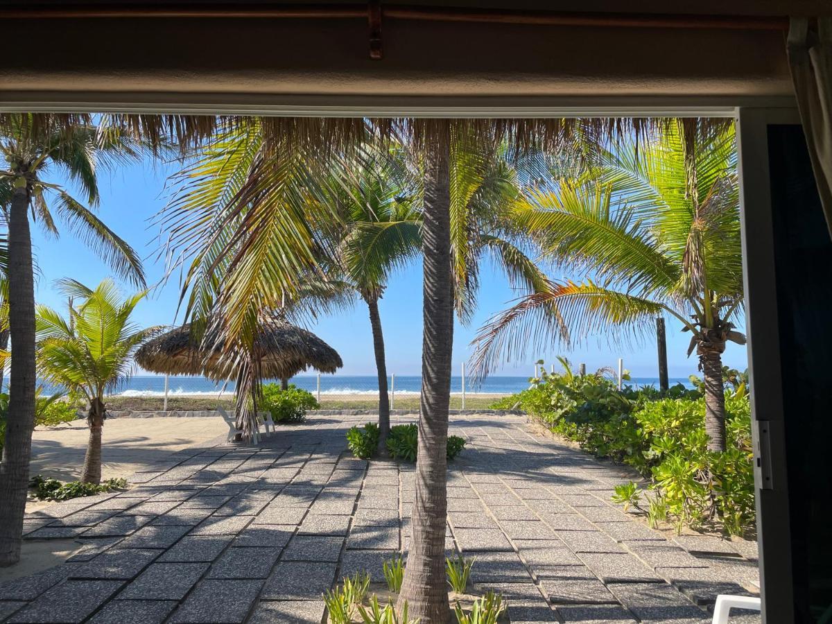 Bungalows Tree Tops - Adults Only Zihuatanejo Exterior foto